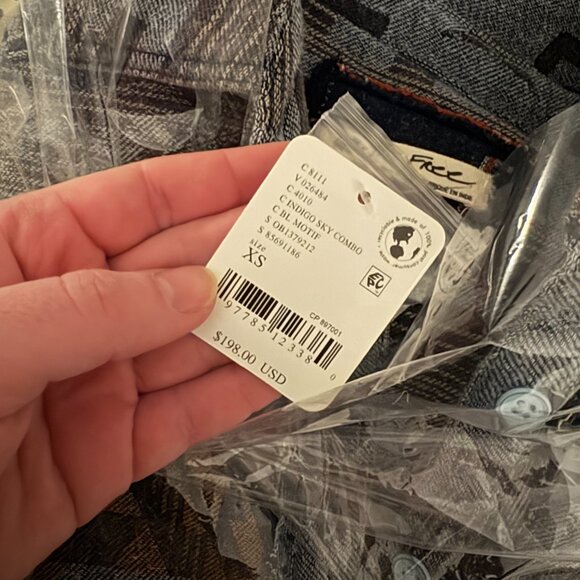 Free People Arizona Sky Pullover- BNWT - Picture 4 of 6